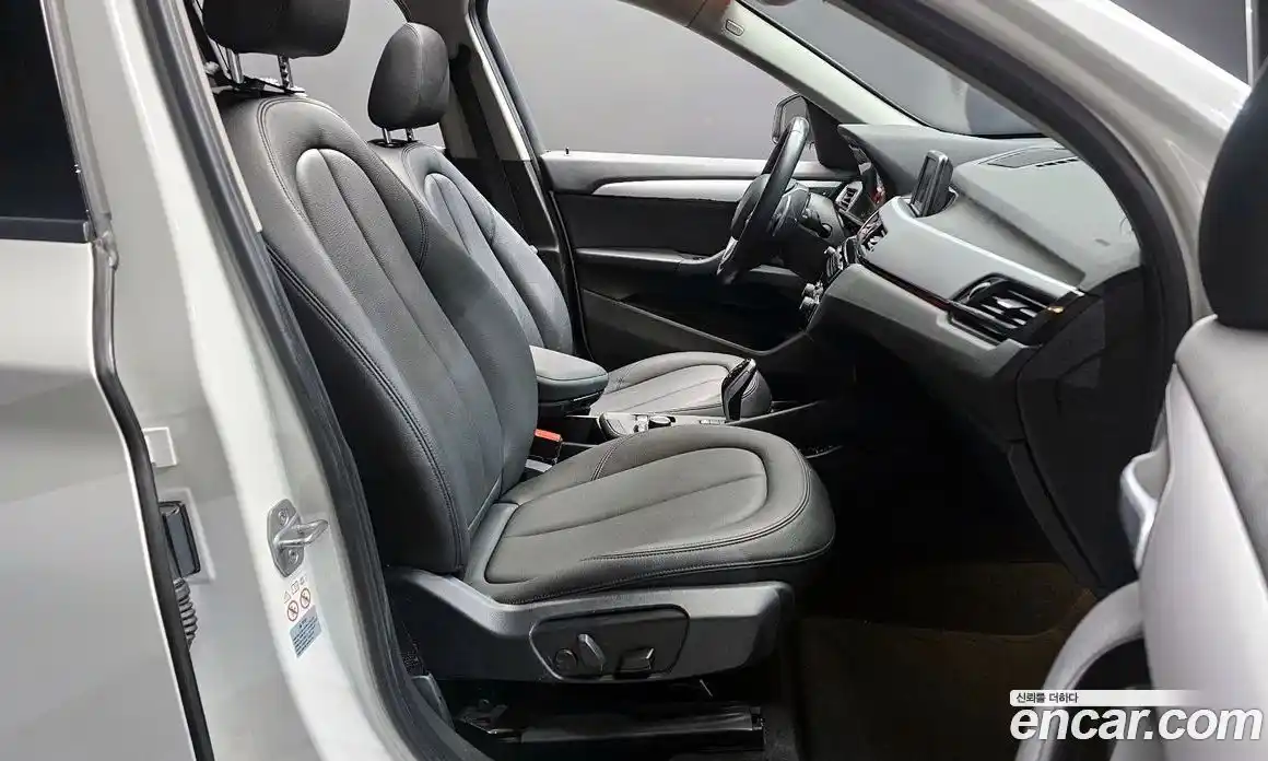 BMW X1 2018 2.0 Автомат в Москве № 157739, фото 16