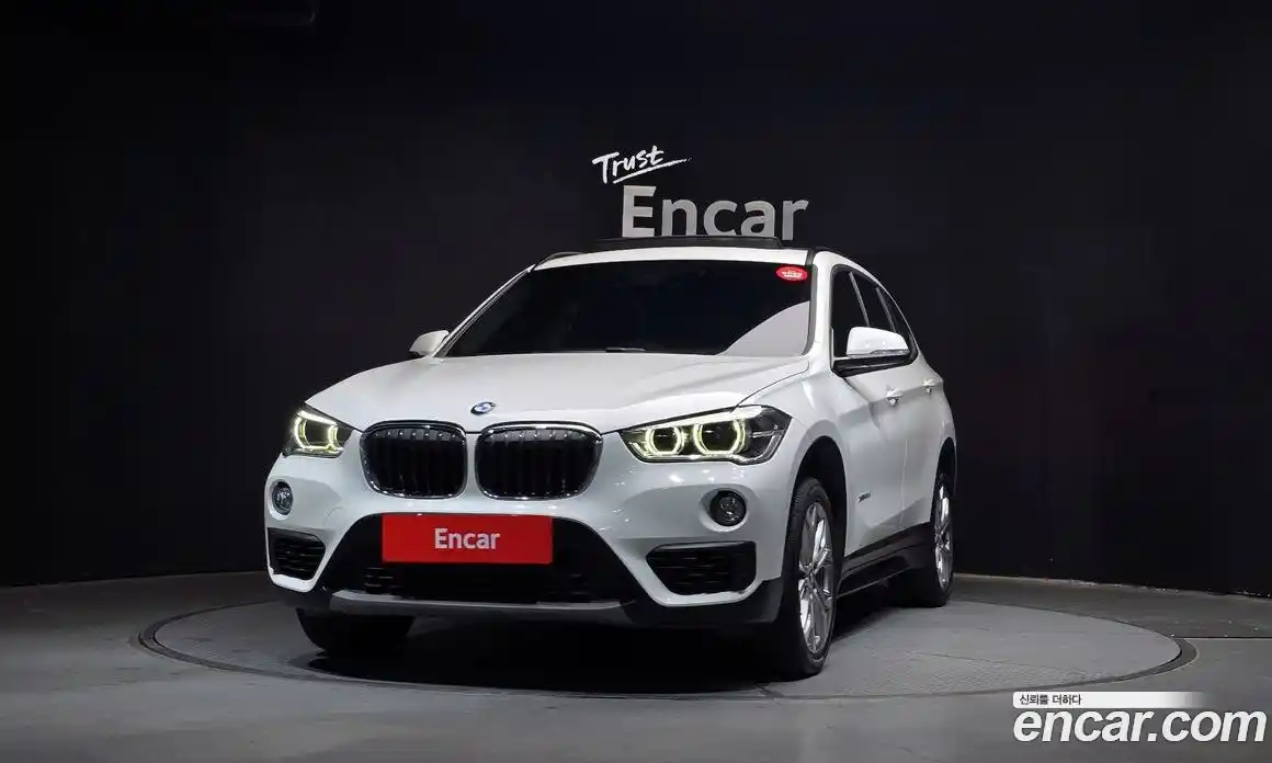BMW X1 2018 2.0 Автомат в Москве № 157739, фото 3