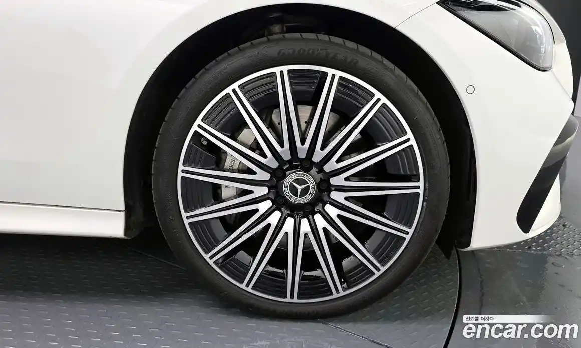 Mercedes-Benz CLE-Class 2024 3.0 Автомат в Москве № 160152, фото 16