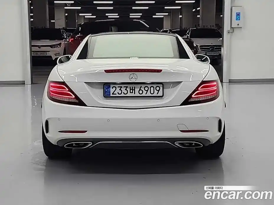 Mercedes-Benz SLC-Class 2017 2.0 Автомат в Москве № 160742, фото 3