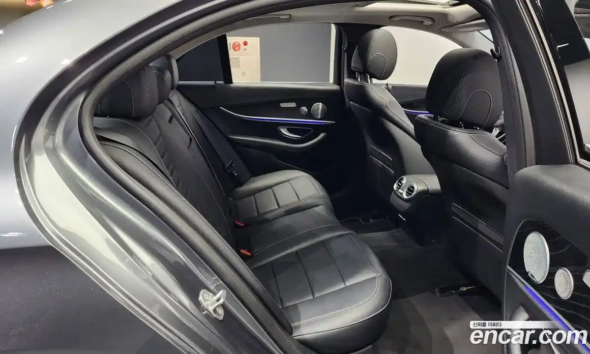 Mercedes-Benz E-Class 2018 2.0 Автомат в Москве № 160918, фото 11