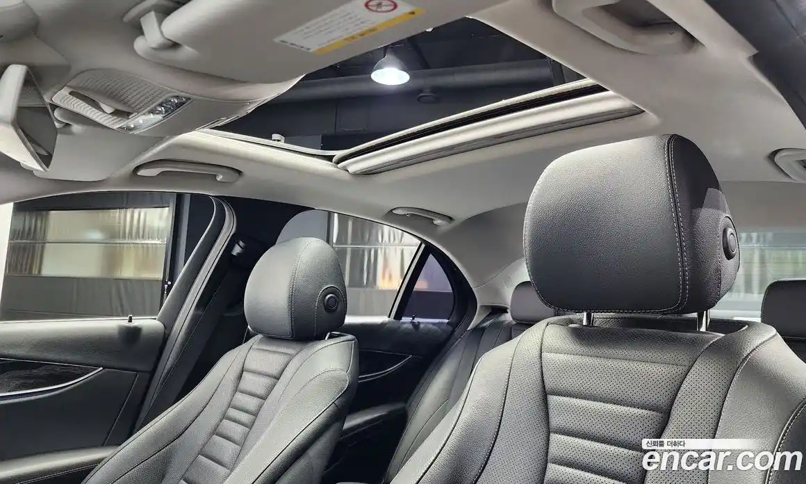 Mercedes-Benz E-Class 2018 2.0 Автомат в Москве № 160918, фото 17