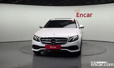 Mercedes-Benz E-Class 2018 2.0 Автомат в Москве № 161910, миниатюра 12