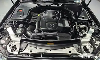 Mercedes-Benz E-Class 2022 2.0 Автомат в Москве № 162072, миниатюра 9