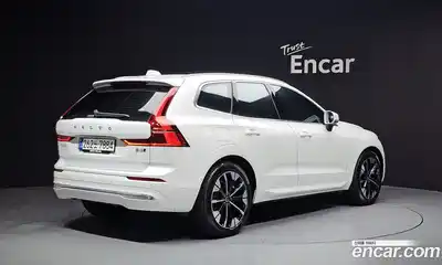 Volvo XC60 2026 2.0 Автомат в Москве № 164148, миниатюра 4