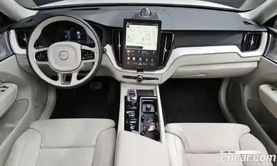 Volvo XC60 2026 2.0 Автомат в Москве № 164148, миниатюра 9