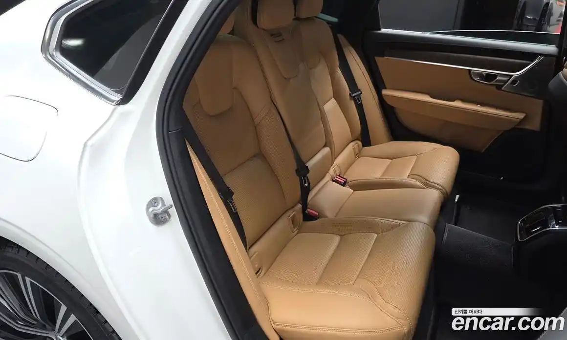 Volvo S90 2024 2.0 Автомат в Москве № 164163, фото 2