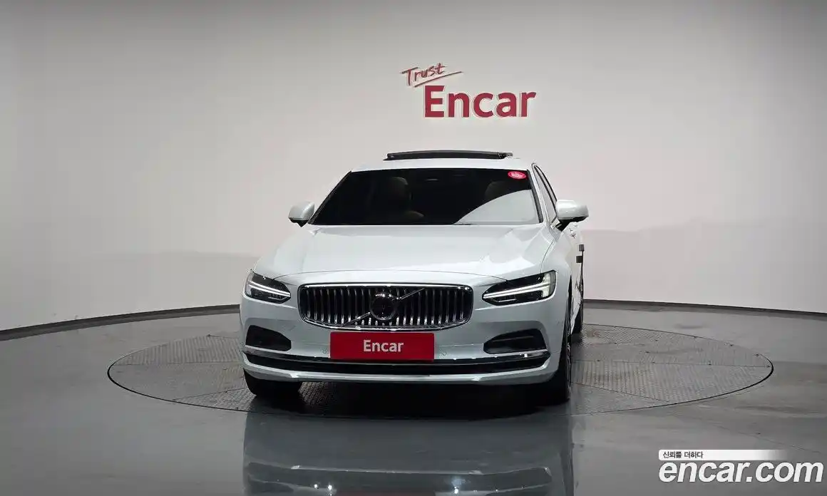 Volvo S90 2024 2.0 Автомат в Москве № 164163, фото 3