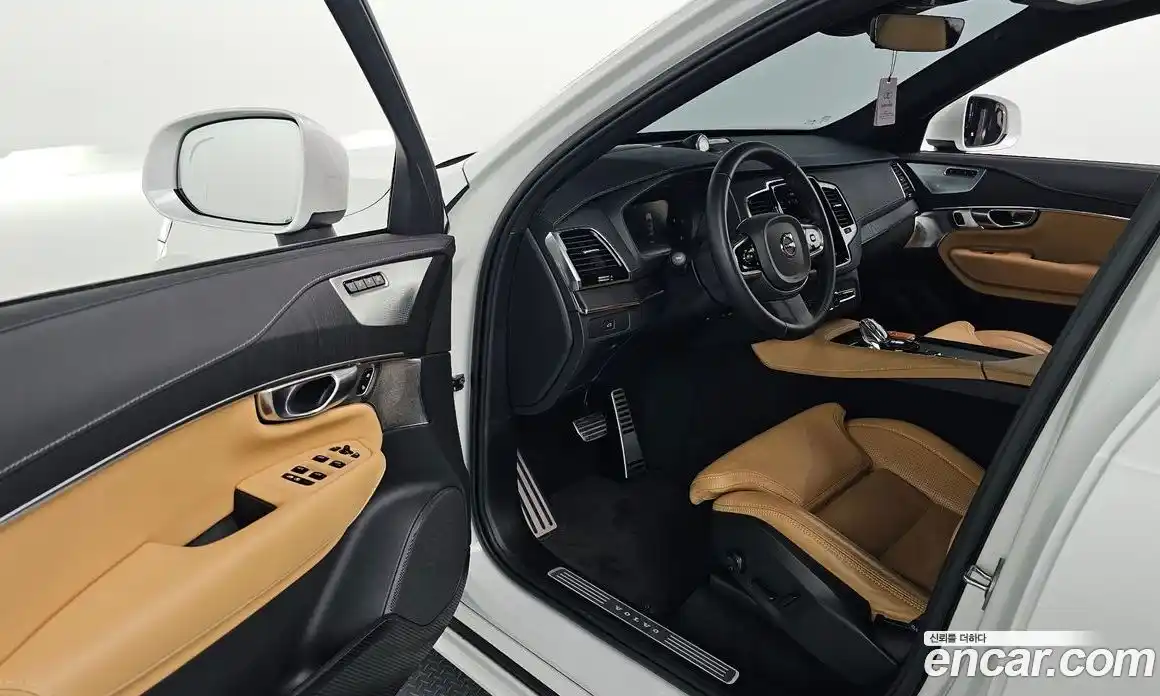 Volvo XC90 2023 2.0 Автомат в Москве № 164445, фото 16