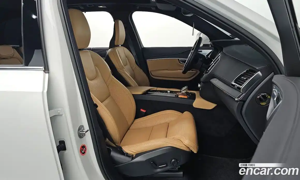 Volvo XC90 2023 2.0 Автомат в Москве № 164445, фото 18