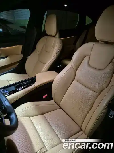 Volvo S90 2023 2.0 Автомат в Москве № 164736, миниатюра 11