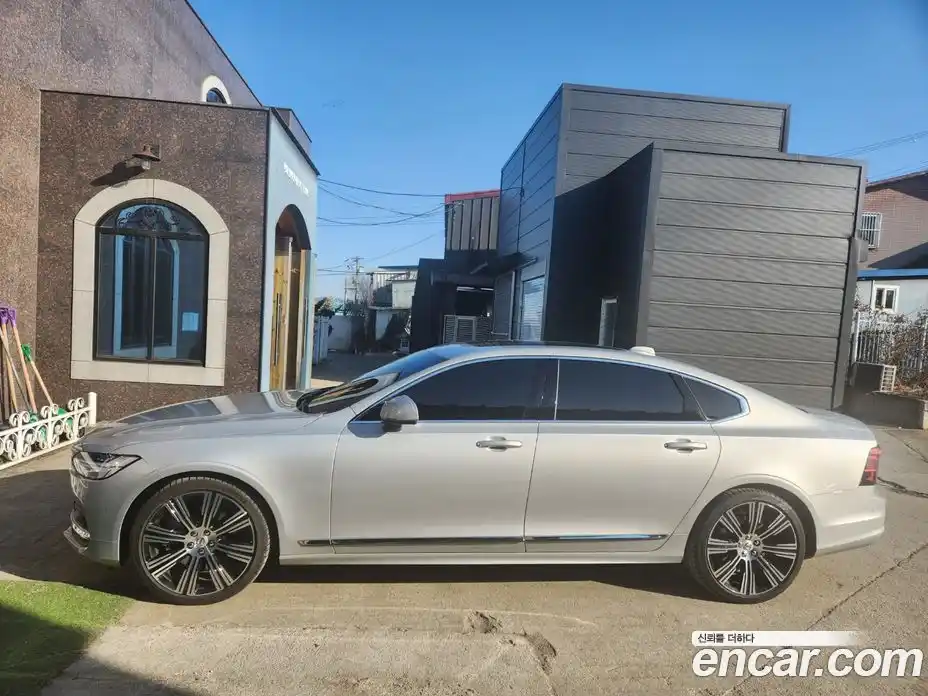 Volvo S90 2023 2.0 Автомат в Москве № 164736, фото 3