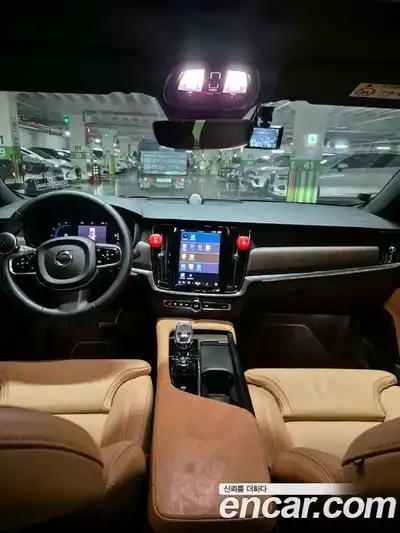 Volvo S90 2023 2.0 Автомат в Москве № 164736, миниатюра 9