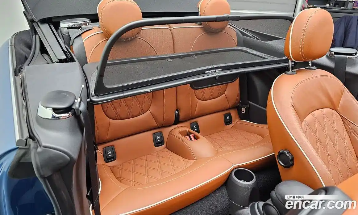 Mini Cooper Convertible 2022 2.0 Автомат в Москве № 167219, фото 13