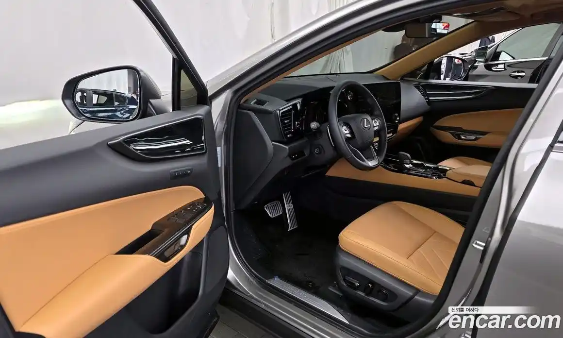 Lexus NX 2025 2.5 Автомат в Москве № 167956, фото 15