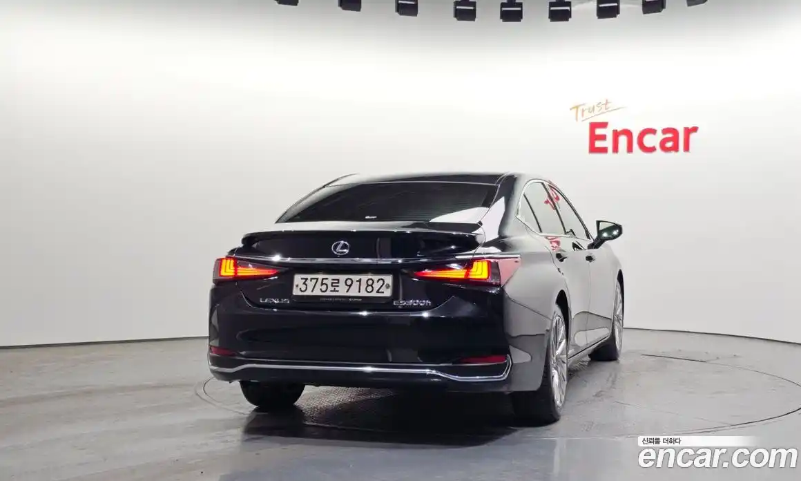 Lexus ES 2022 2.5 Автомат в Москве № 168191, фото 15