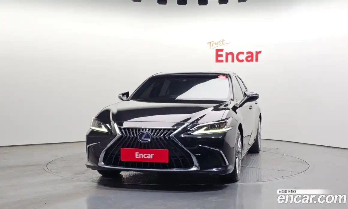 Lexus ES 2022 2.5 Автомат в Москве № 168191, фото 9