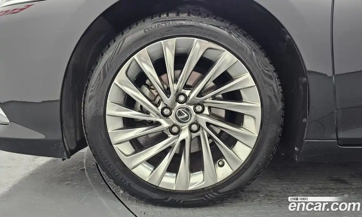 Lexus ES 2022 2.5 Автомат в Москве № 168191, фото 10