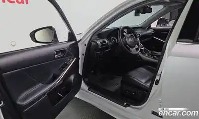 Lexus IS 2014 2.5 Автомат в Москве № 168281, миниатюра 3