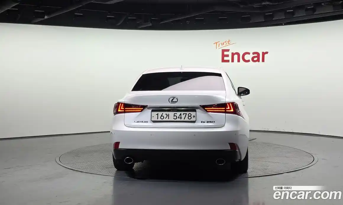 Lexus IS 2014 2.5 Автомат в Москве № 168281, фото 6