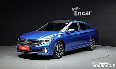 Volkswagen Jetta, 2023