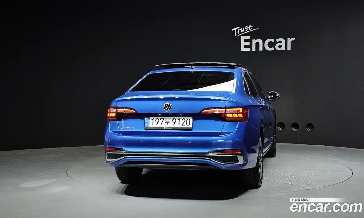 Volkswagen Jetta 2023 1.5 Автомат в Москве № 168461, фото 4