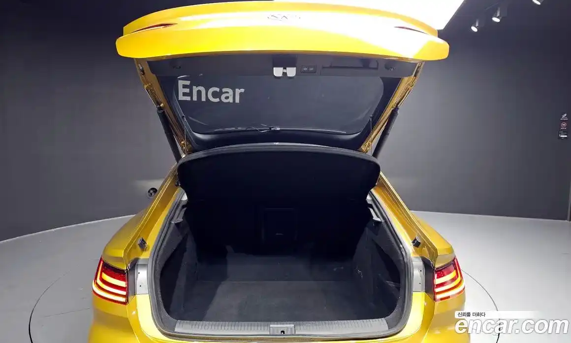 Volkswagen Arteon 2019 2.0 Автомат в Москве № 168930, фото 16