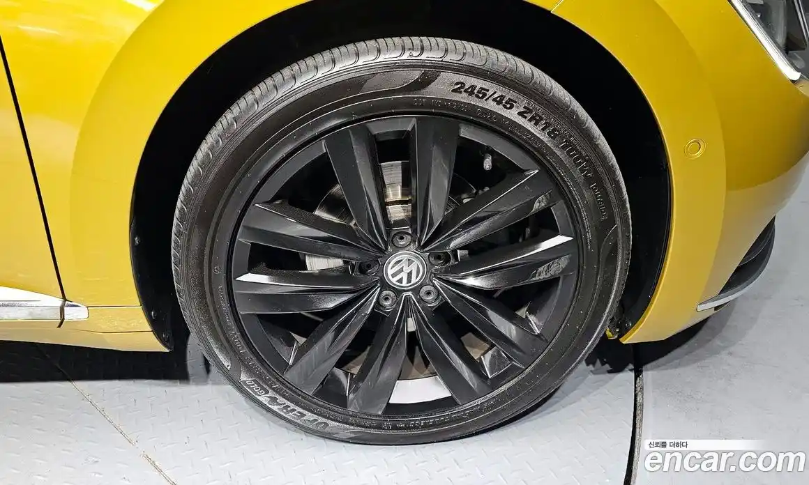 Volkswagen Arteon 2019 2.0 Автомат в Москве № 168930, фото 10