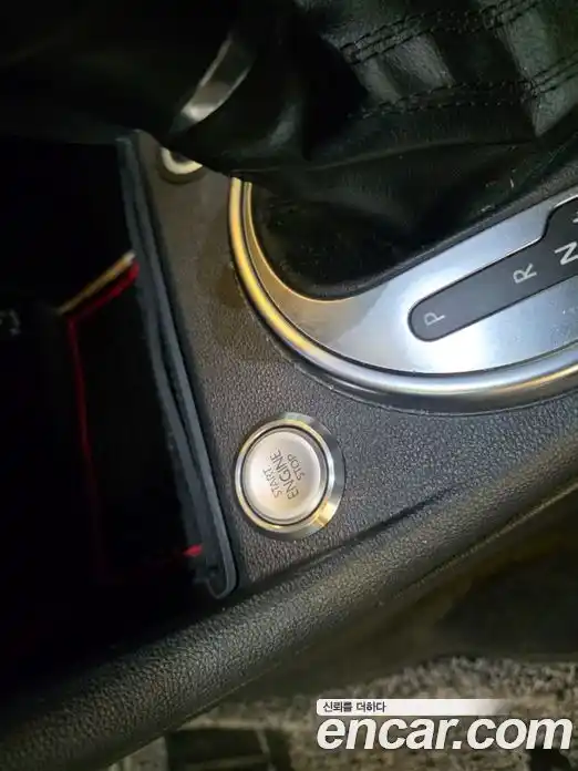 Volkswagen Beatle 2014 2.0 Автомат в Москве № 169303, фото 14