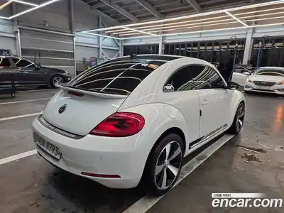 Volkswagen Beatle 2014 2.0 Автомат в Москве № 169303, миниатюра 2