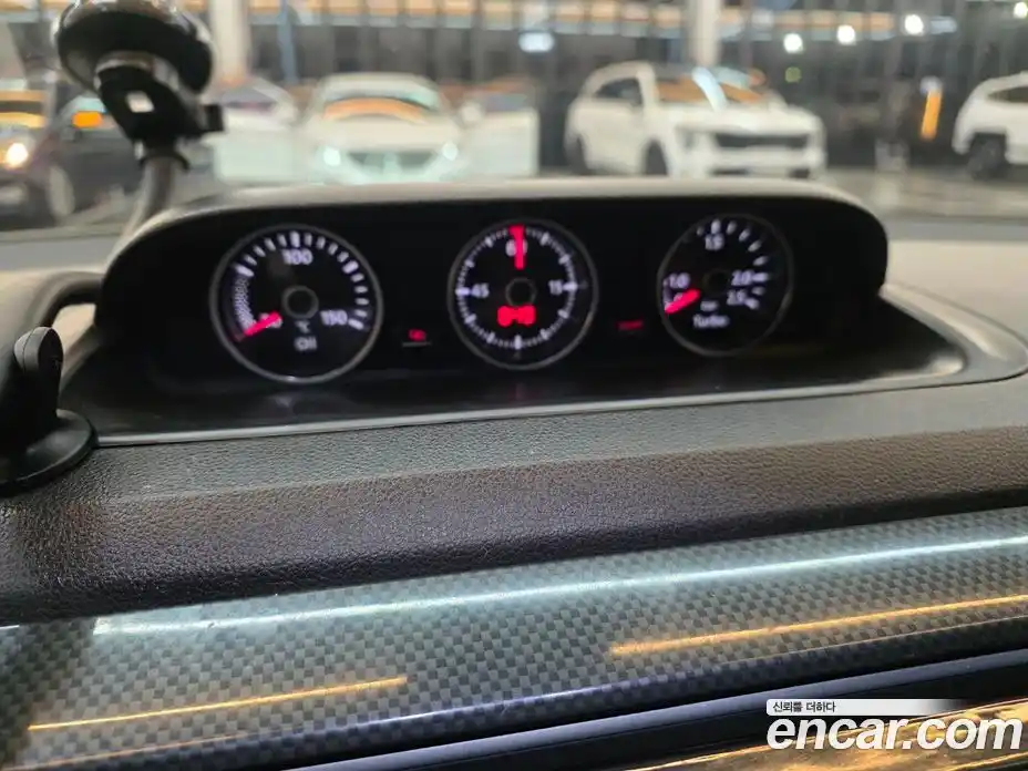 Volkswagen Beatle 2014 2.0 Автомат в Москве № 169303, фото 7