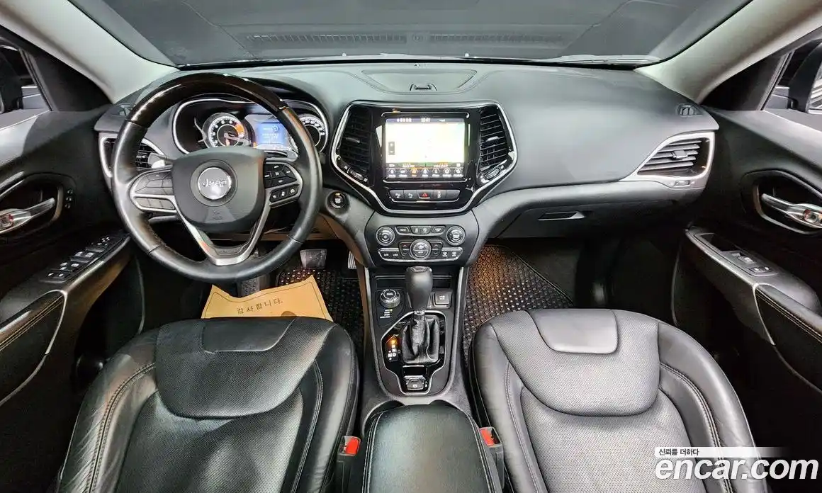 Jeep Cherokee 2021 3.2 Автомат в Москве № 169621, фото 16