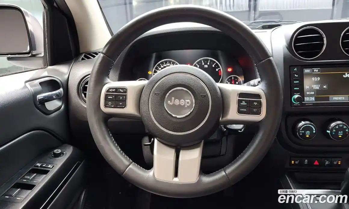 Jeep Compass 2013 2.4 Автомат в Москве № 169896, фото 19