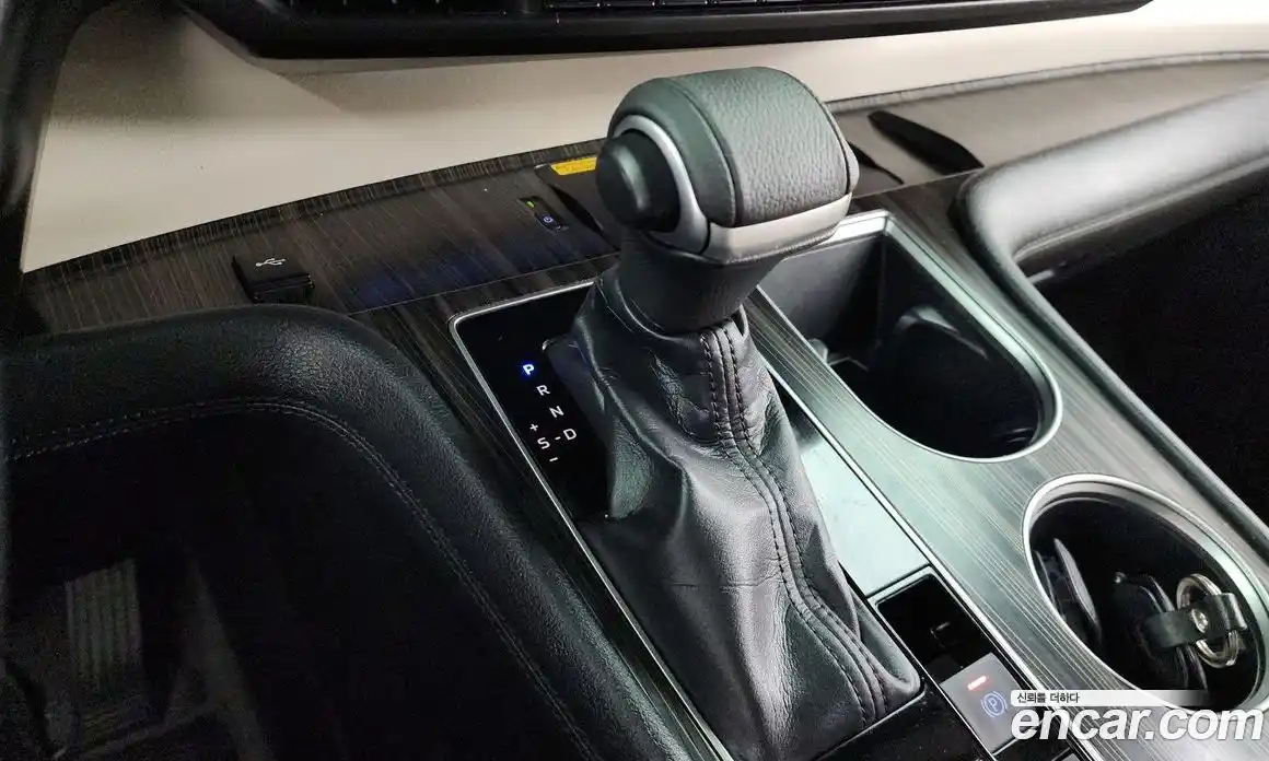 Toyota Sienna 2022 2.5 Автомат в Москве № 170145, фото 8