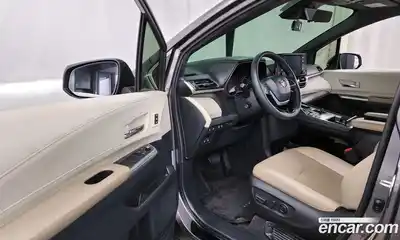 Toyota Sienna 2022 2.5 Автомат в Москве № 170145, миниатюра 9