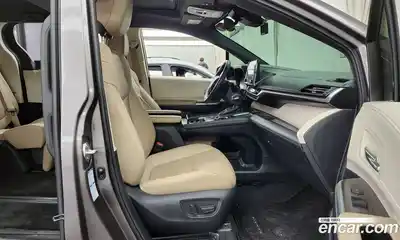 Toyota Sienna 2022 2.5 Автомат в Москве № 170145, миниатюра 10