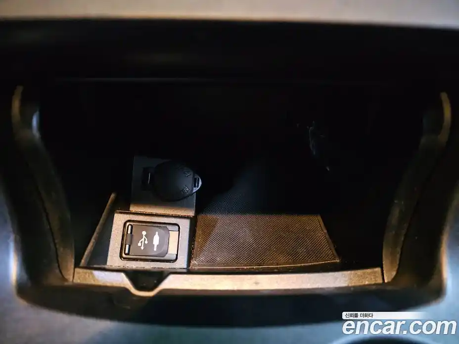 Toyota Camry 2015 2.5 Автомат в Москве № 170333, фото 17