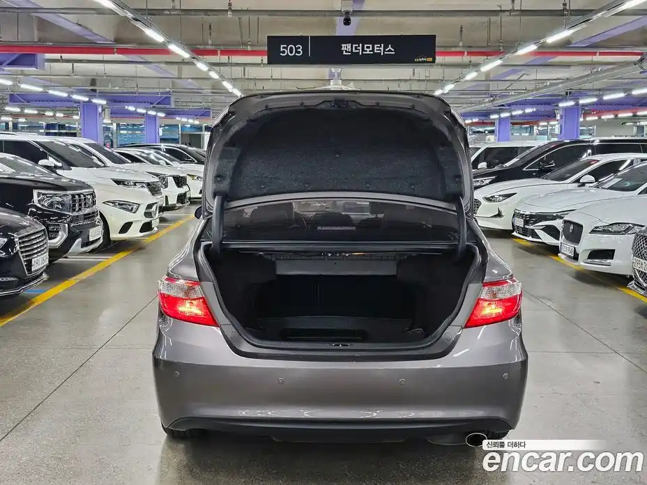 Toyota Camry 2015 2.5 Автомат в Москве № 170333, фото 18