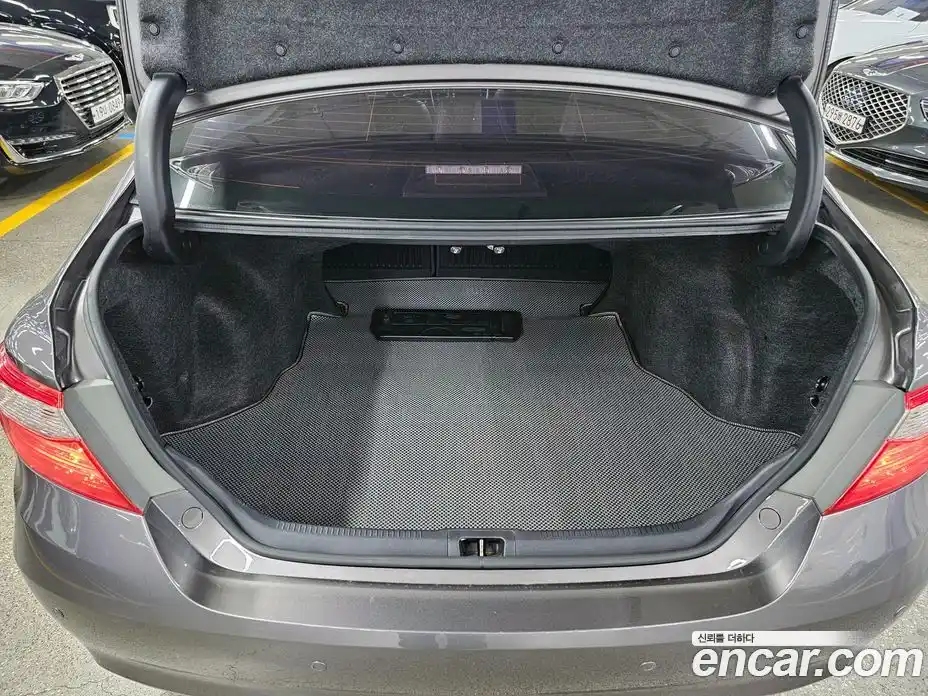 Toyota Camry 2015 2.5 Автомат в Москве № 170333, фото 19