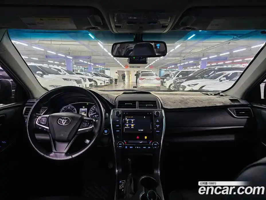 Toyota Camry 2015 2.5 Автомат в Москве № 170333, фото 7