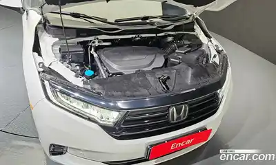 Honda Odyssey 2023 3.5 Автомат в Москве № 170467, миниатюра 3