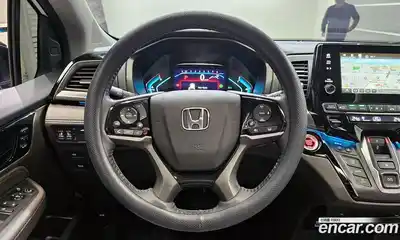 Honda Odyssey 2023 3.5 Автомат в Москве № 170467, миниатюра 5