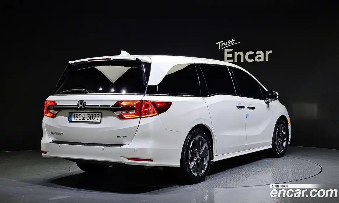 Honda Odyssey 2023 3.5 Автомат в Москве № 170467, фото 8