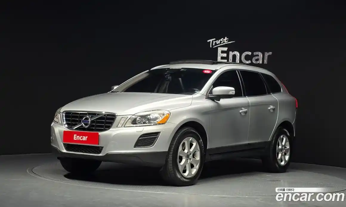 Volvo XC60 2013 2.0 Автомат в Москве № 172388, фото 14