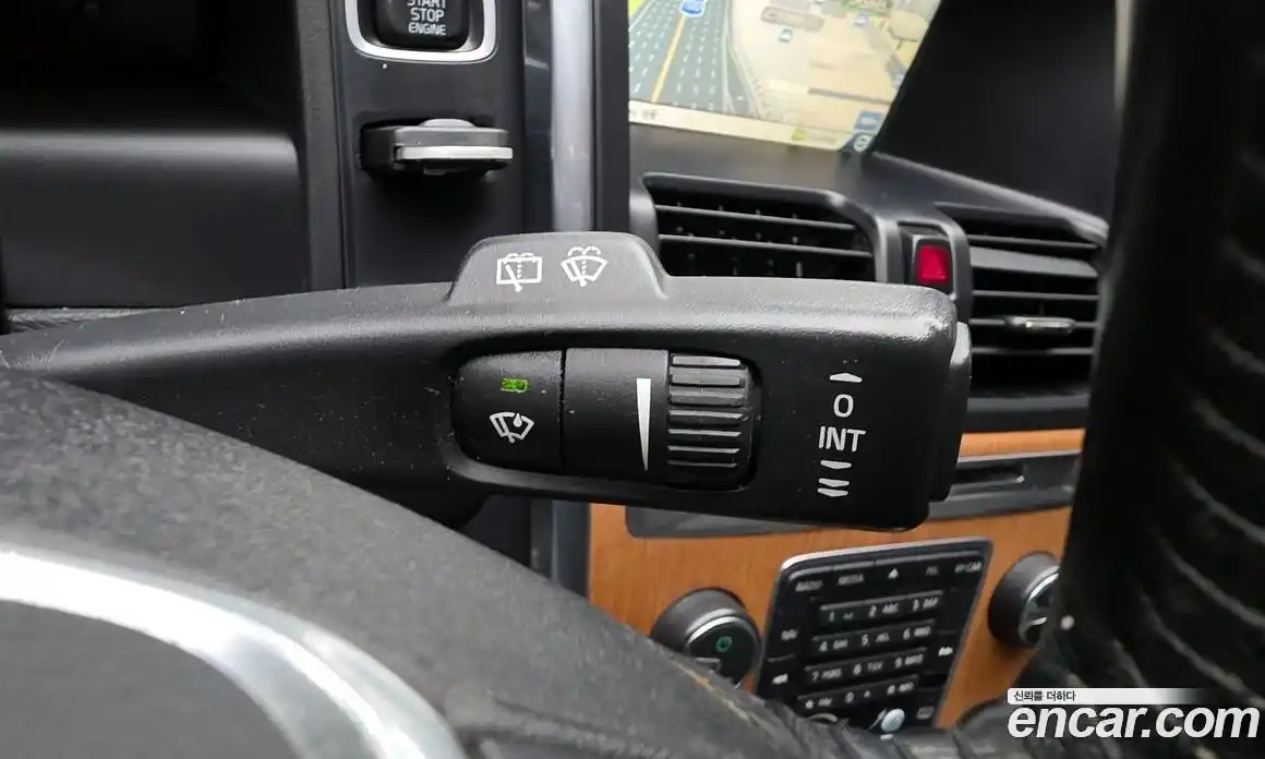 Volvo XC60 2013 2.0 Автомат в Москве № 172388, фото 18