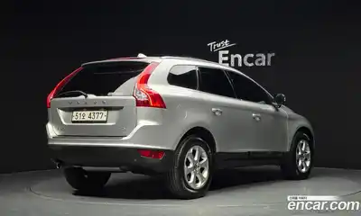 Volvo XC60 2013 2.0 Автомат в Москве № 172388, миниатюра 2