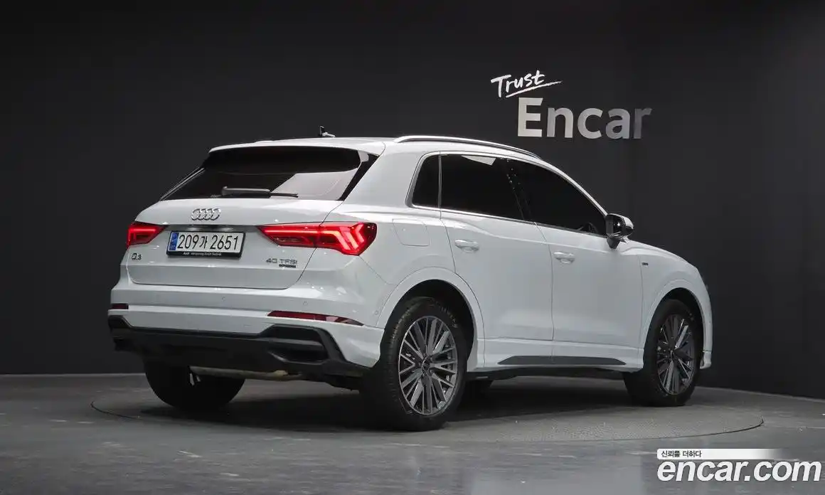 Audi Q3 2023 2.0 Автомат в Москве № 176386, фото 8