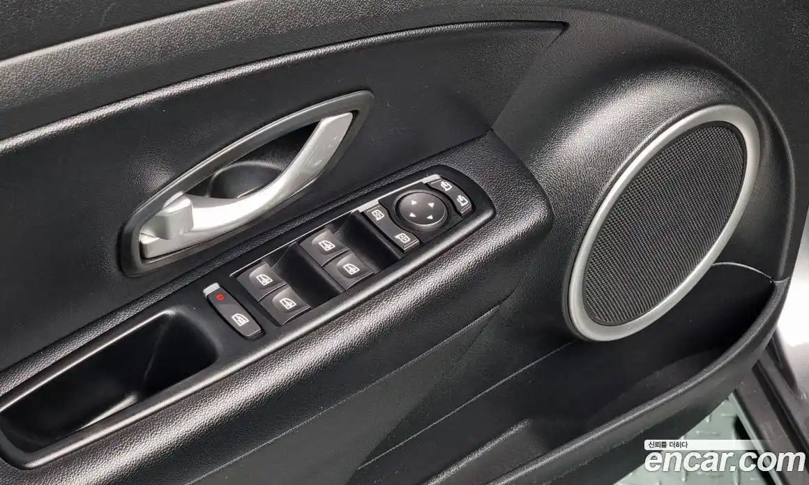 Renault SM3 2016 1.6 Автомат в Москве № 177747, фото 6