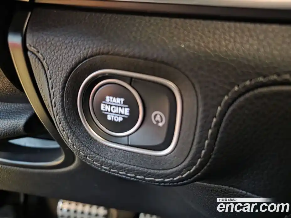 Mercedes-Benz GLE-Class 2023 3.0 Автомат в Москве № 178720, фото 16