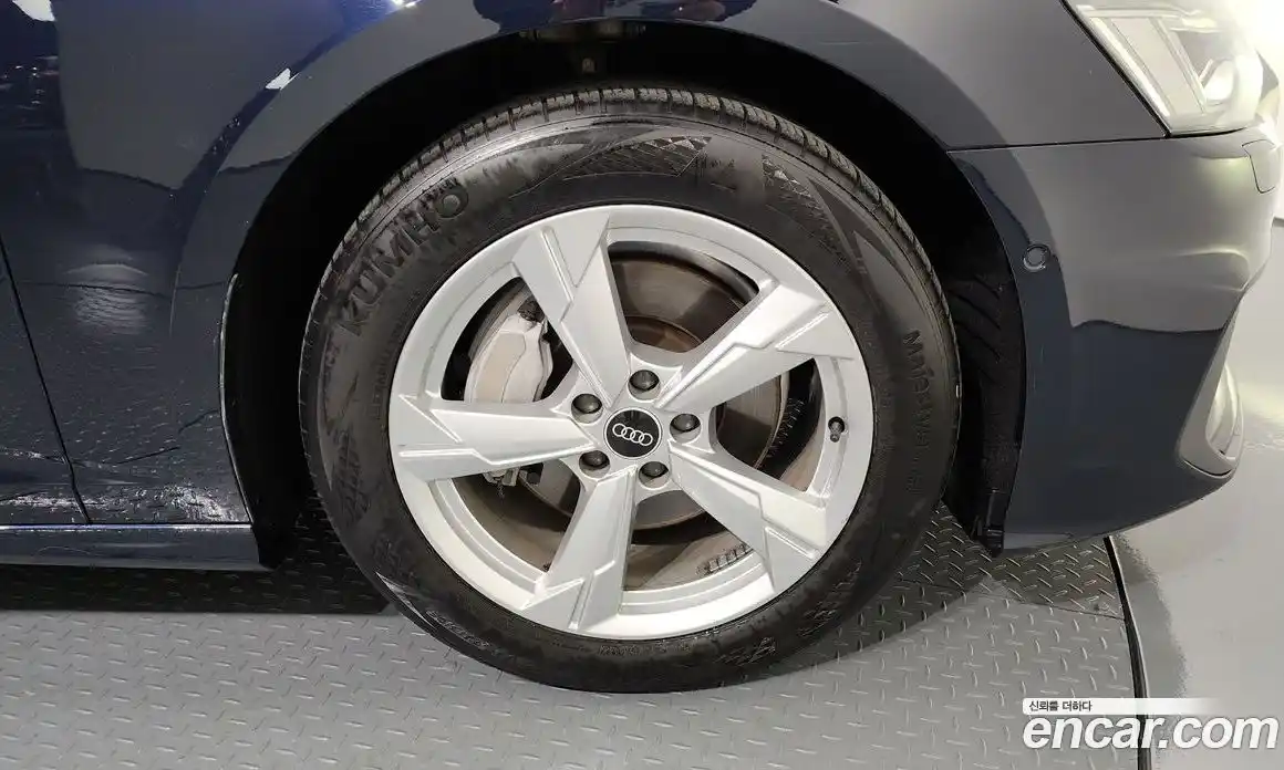 Audi A6 2021 2.0 Автомат в Москве № 182152, фото 13